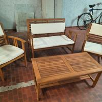 set tavolo e sedie da giardino