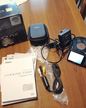 fotocamera Nikon Cooplix 3000 