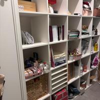 Intera libreria incluso di accessori