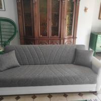 divano  letto usato pochissimo 