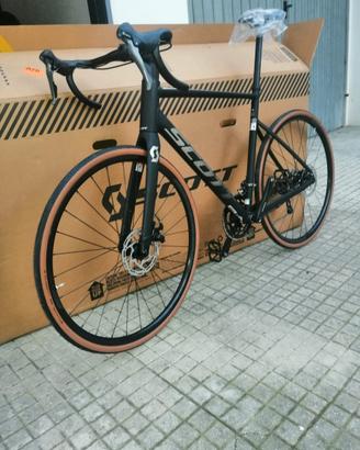 Bici da strada Scott