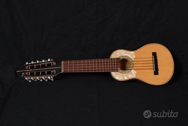 Charango peruviano