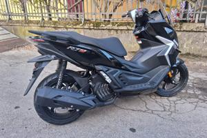 (KEEWAY/BENELLI)CYCLONE RT1 125cc MOT. A LIQUIDO