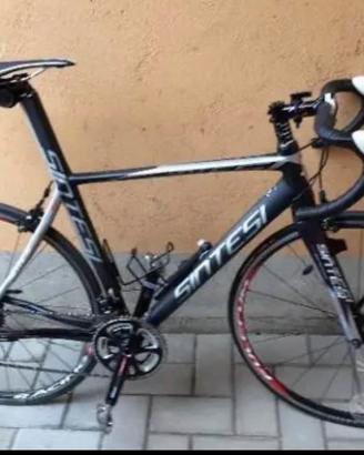Bici full carbon sintesi m2