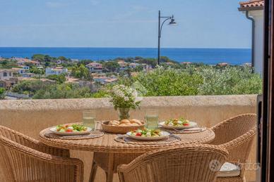 VILLA A SCHIERA D'ANGOLO A OLBIA