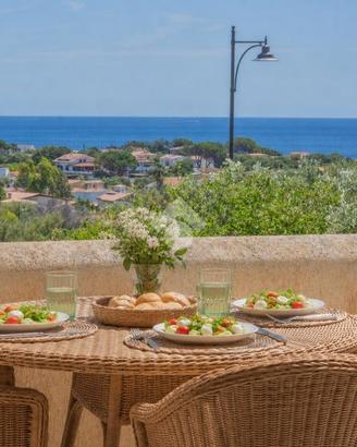 VILLA A SCHIERA D'ANGOLO A OLBIA
