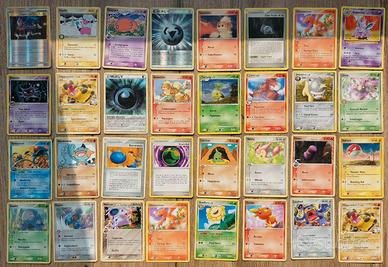 Lotto 32 carte Pokemon anni 2004-2007