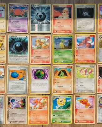 Lotto 32 carte Pokemon anni 2004-2007