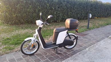 Askoll eS1 2015 – 2 Batterie – 10.000 km – €650