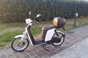 Askoll eS1 2015 – 2 Batterie – 10.000 km – €650