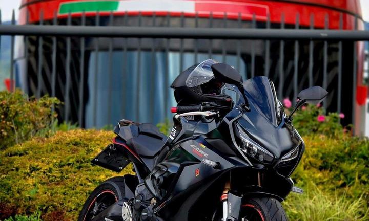 Honda cbr 650r