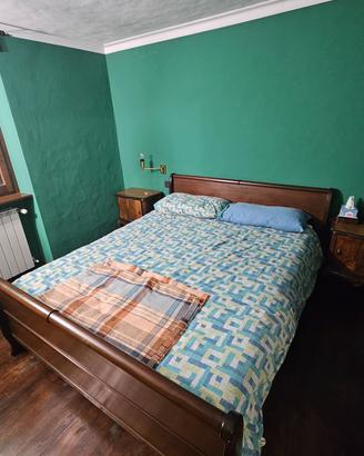 Letto matrimoniale, struttura esterna
