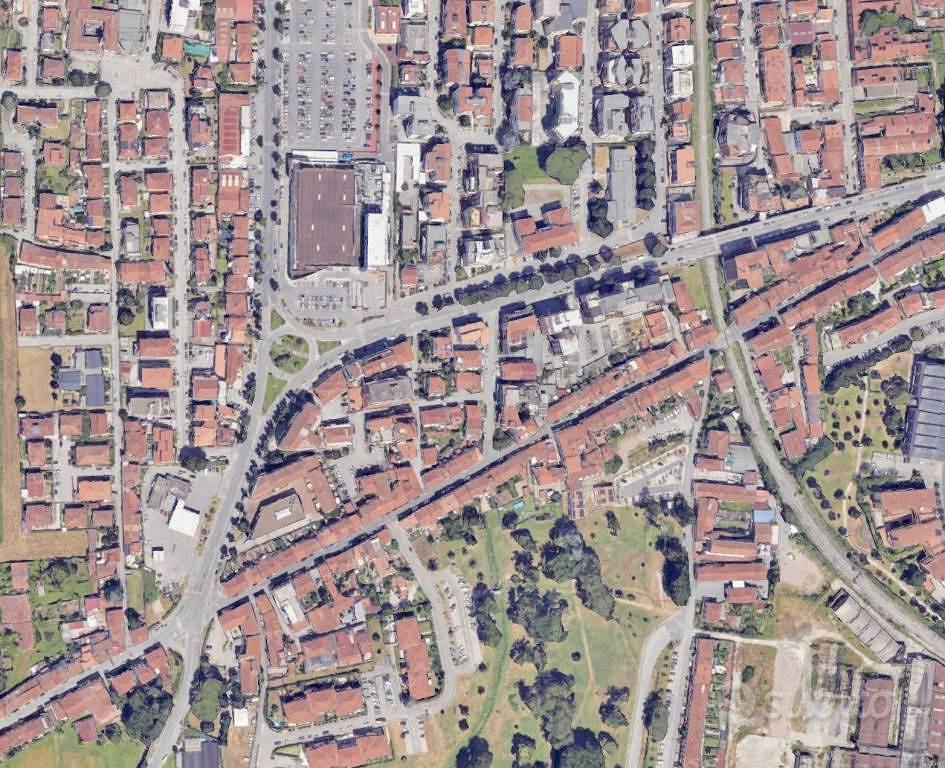 Immobile di 849 m² con più di 5 locali a Pistoia - Vista 4