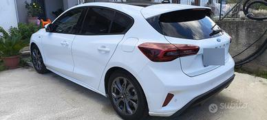 ford focus stline X 1.0 125 cv  mild hybrid