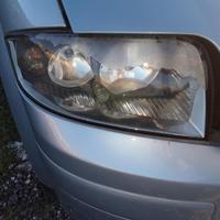 FARO ANTERIORE DESTRO AUDI A2 Serie (8Z0) (00>05)