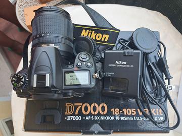 Nikon D7000 + Obiettivo 18-105mm VR - Kit Completo