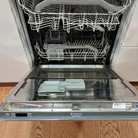 lavastoviglie ariston hotpoint LFT228A.
