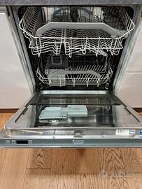 lavastoviglie ariston hotpoint LFT228A.