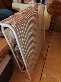 Fasciatoio a parete modello Ikea