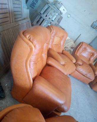 5 poltrone  anni 60/70 di design in pelle