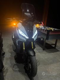 Nuovissimo X ADV 750