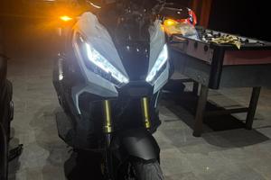 Nuovissimo X ADV 750