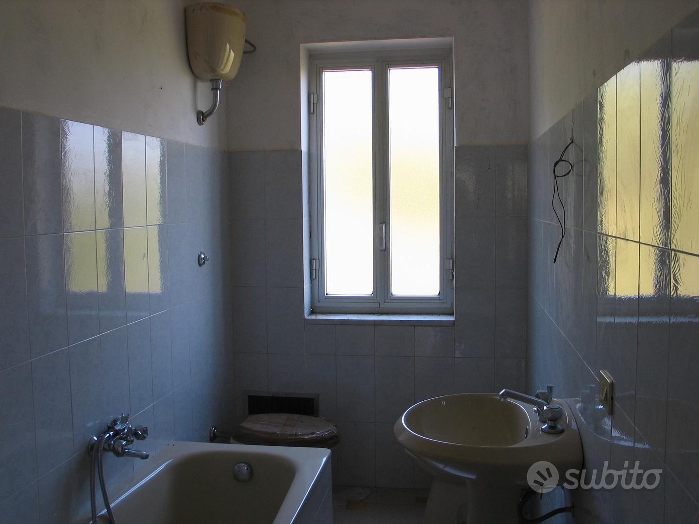 Terreno con casa da ristrutturare - Vista 5