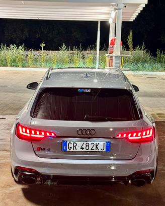 Audi RS4