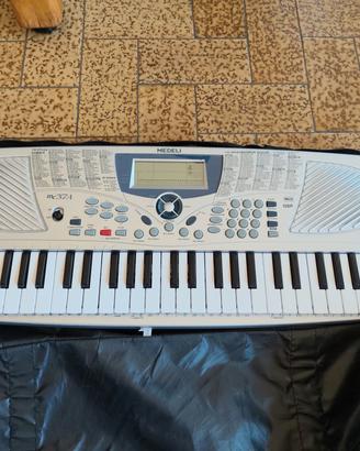Tastiera Medeli + confezione 6 batterie 