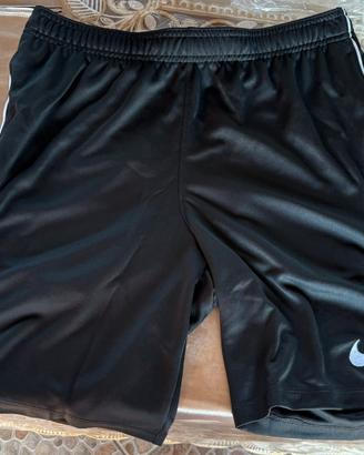 Pantaloncino nike nuovo
