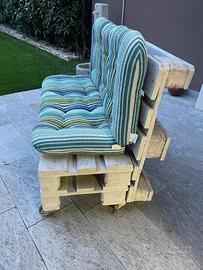 Panchina artigianale di pallet