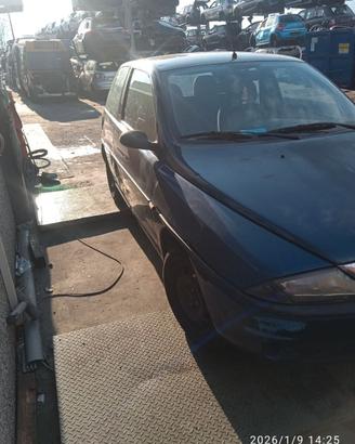 LANCIA Y ELEFANTINO 0 B 1999 0  PER RICAMBI