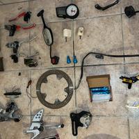 Kit carene e ricambi vari per yamaha yzf r125