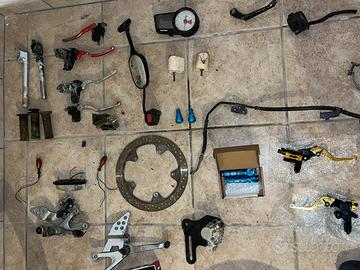 Kit carene e ricambi vari per yamaha yzf r125