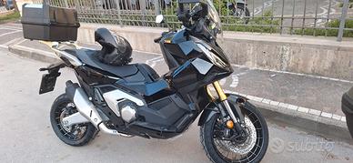 Honda X-ADV 750 - 2025