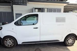 Magnifico Furgone Peugeot Expert Anno 2019