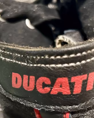 Scarpa Ducati