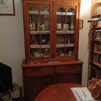 Credenza antica con vetrina fine ‘800