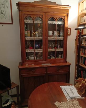 Credenza antica con vetrina fine ‘800