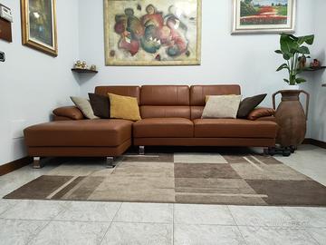 Divano angolare in pelle