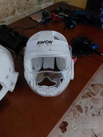 casco taekwendoo con visiera