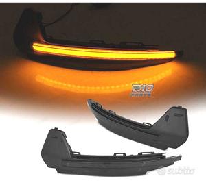 FRECCIE AUDI A1 10-18 SPECCHIO A LED DINAMICI FUMÉ