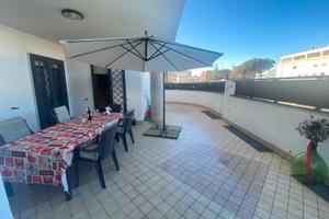 Appartamento con patio esterno zona Piaccarello