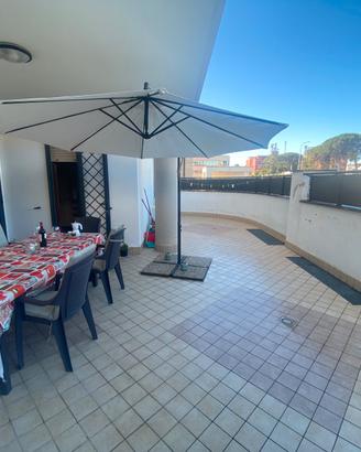 Appartamento con patio esterno zona Piaccarello