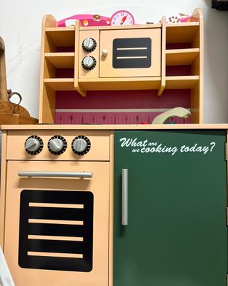 Cucina in legno per bambini