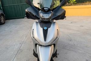 scooter beverly 400s