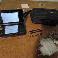 Nintendo 3DS Cosmo Black Custodia Alimentatore Pen