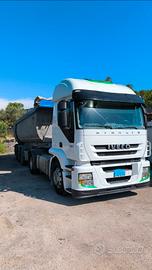 Trattore stralis 480