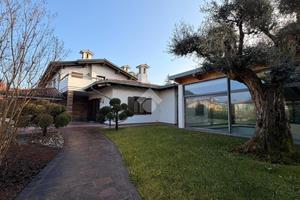 VILLA SINGOLA A SACILE