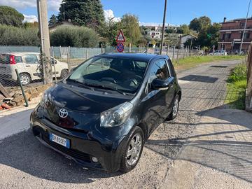 Toyota iQ 1.0 Multidrive Versione Lancio